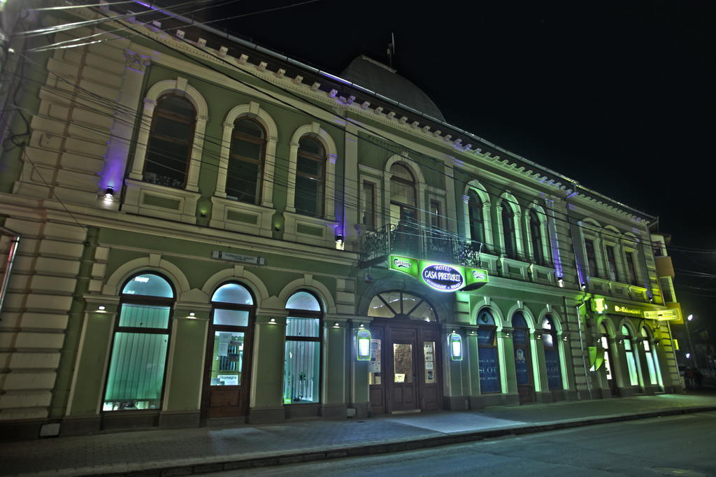 Hotel Casa Preturii Tîrgu Lăpuş Exterior foto